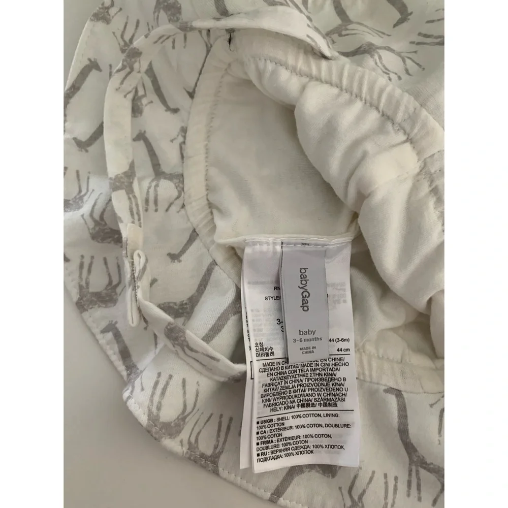 Baby GAP • Giraffe‎ 🦒 hat